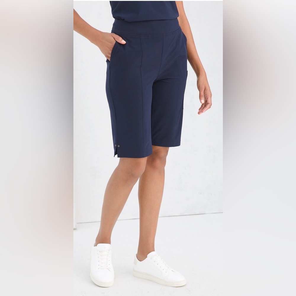 Chico’s Zenergy Shorts Navy 2.5